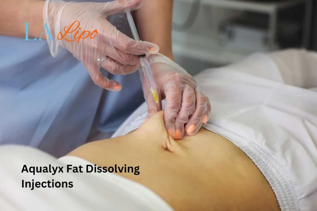 woman having fat dissolving injections Sunbury-on-Thames in the stomach