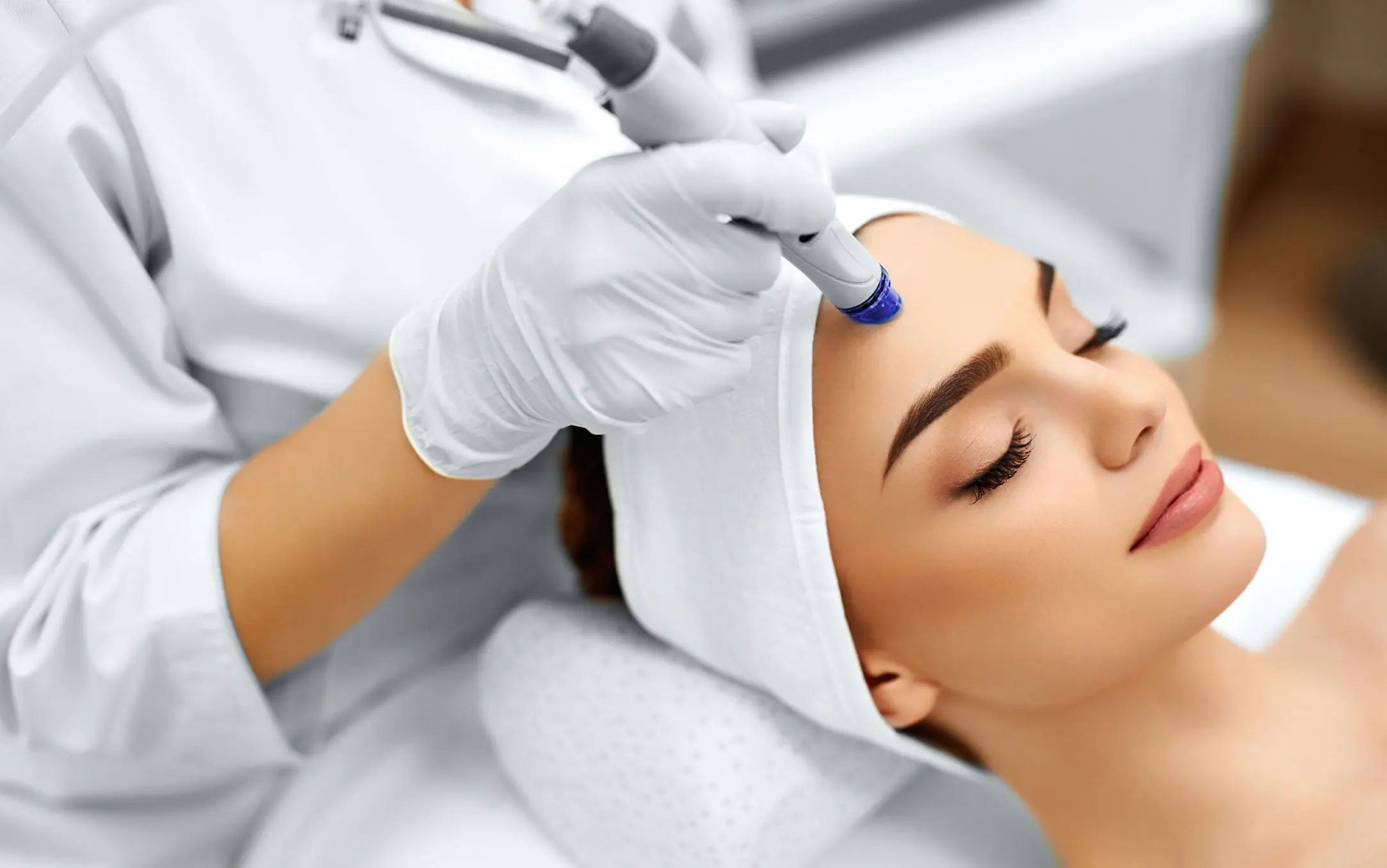 What Is Collagen Lift Therapy and How Can It Help Ageing, Loose Skin Sunbury-on-Thames?